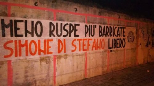 Striscione Casapound Isernia per Di Stefano libero