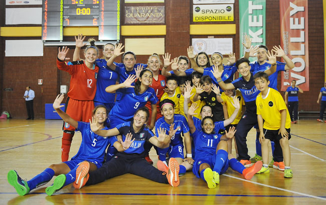 Italy v Romania - U17 Women Futsal Tournament