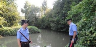 foto Carabinieri fiume