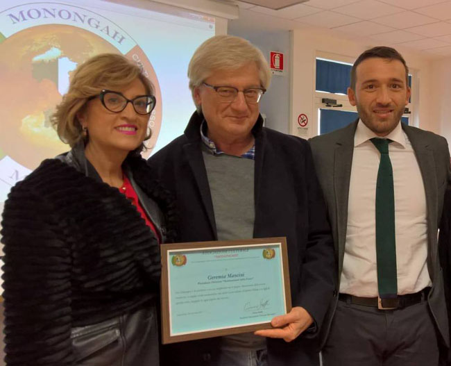 premiazione Mancini con Associazione Culturale Monongah