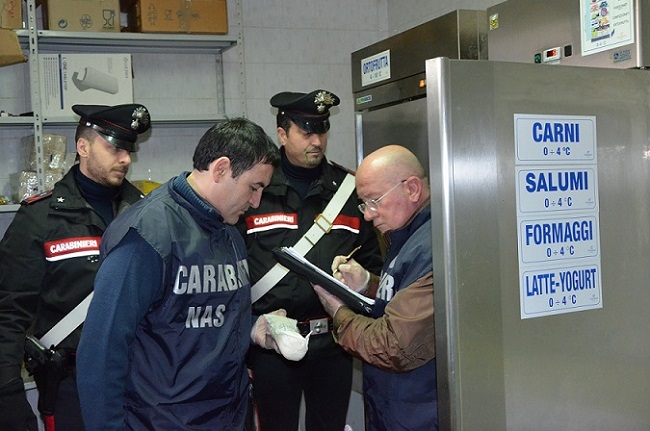 Isernia, carenze igienico-sanitarie: chiuso deposito di un’azienda casearia