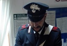 sequestro coltello Carabinieri