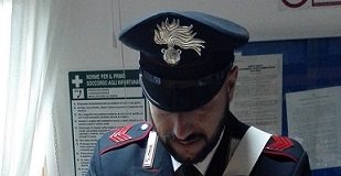 sequestro coltello Carabinieri