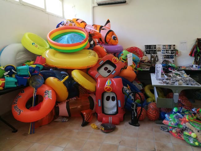 Termoli lotta commercio abusivo sequestrata merce per 10mila euro