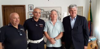 Termoli sindaco riceve malcapitati turisti inglesi