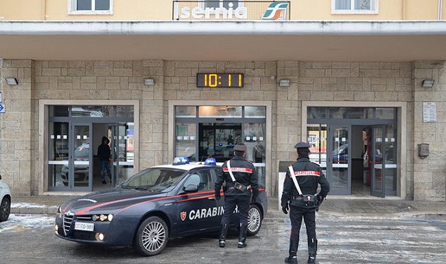 carabinieri scalo ferroviario