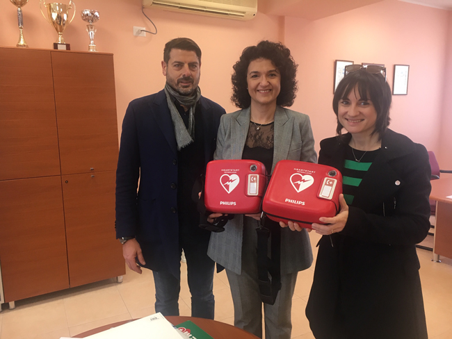 Termoli donazione defibrillatori