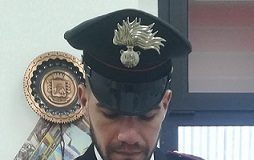 sequestro coltello Carabinieri