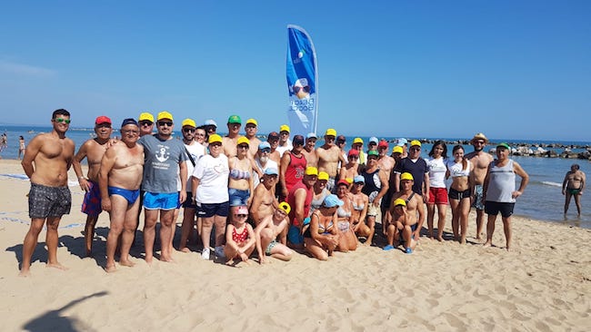 gruppo beach bocce Termoli