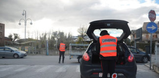 posto di blocco carabinieri