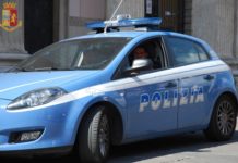 Polizia macchina auto