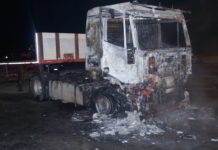 camion bruciato