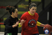 La Molisana Magnolia – Dinamo Sassari, dove vederla in diretta Marangoni in entrata contrastata da Bonasia