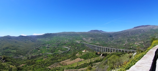 strada montagna