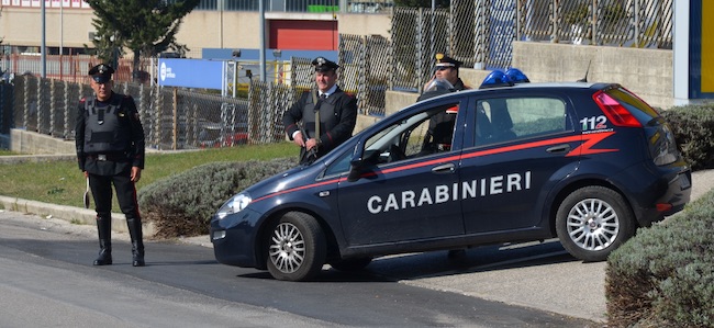 posto di blocco carabinieri