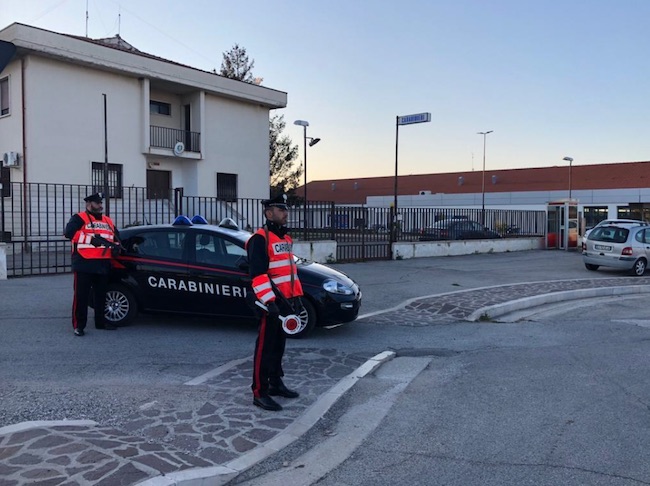 posto di blocco carabinieri termoli