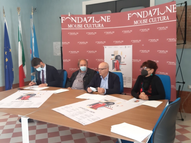 presentazione poietika 2021