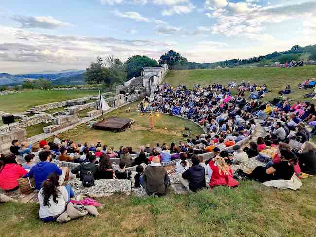 teatro pietrabbondante