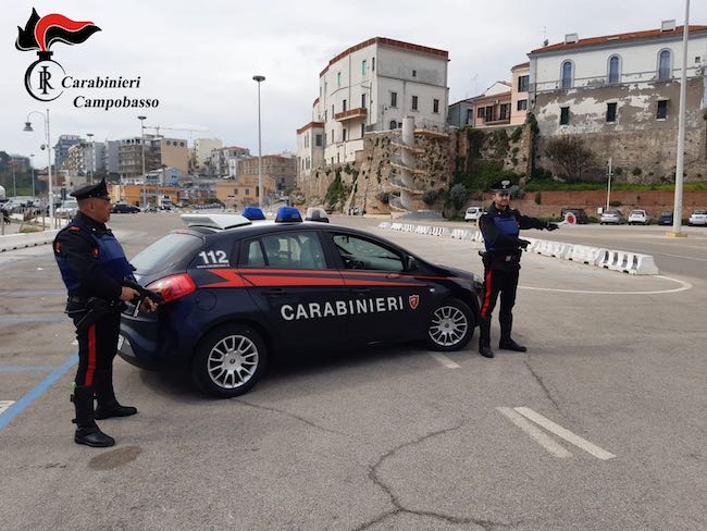 posto di blocco carabinieri