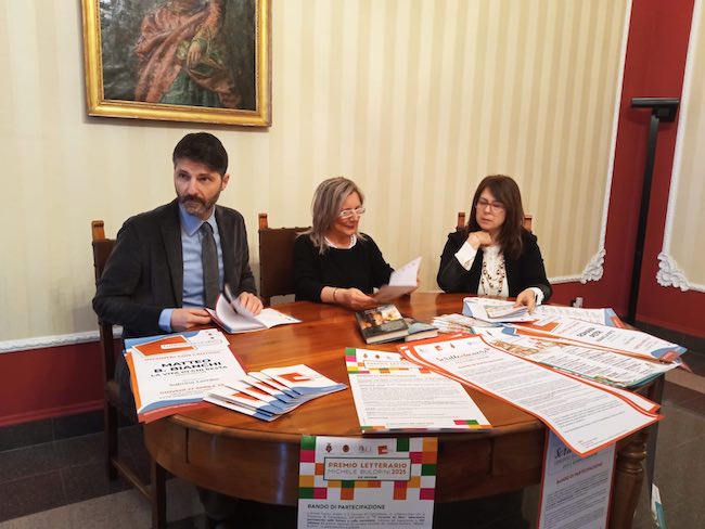 presentazione ti racconto un libro 2023