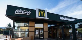 mcdonalds esterno