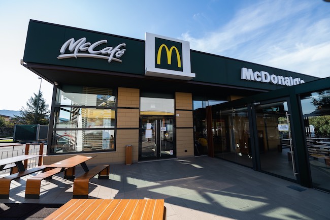 mcdonalds esterno