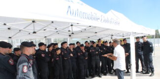 lezione sul piazzale dello stadio