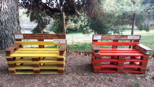 panchine non ostili