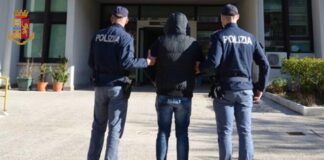 polizia straniero espulso