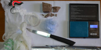coltello bilancino droga