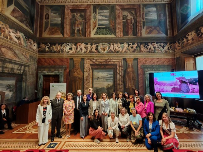 apinrosa gruppo