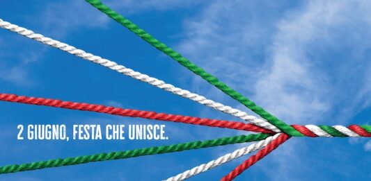 cartolina festa della repubblica 2025