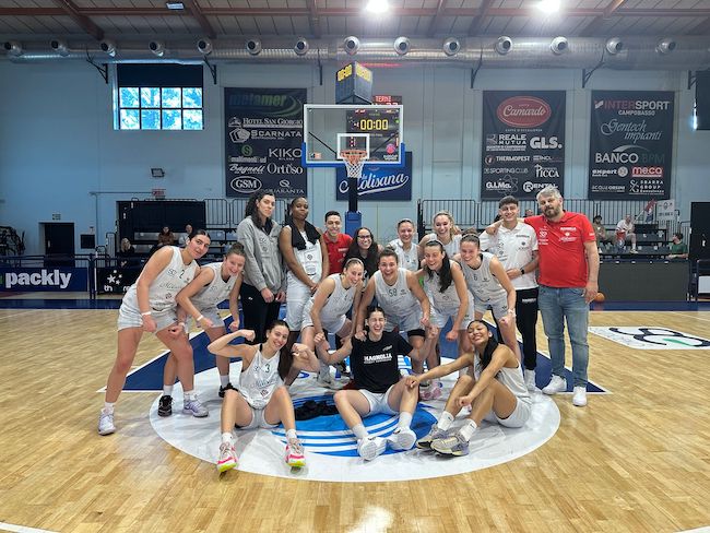 festa fine partita giovani magnolie