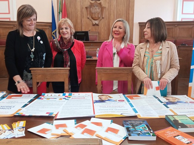 presentazione ti racconto un libro