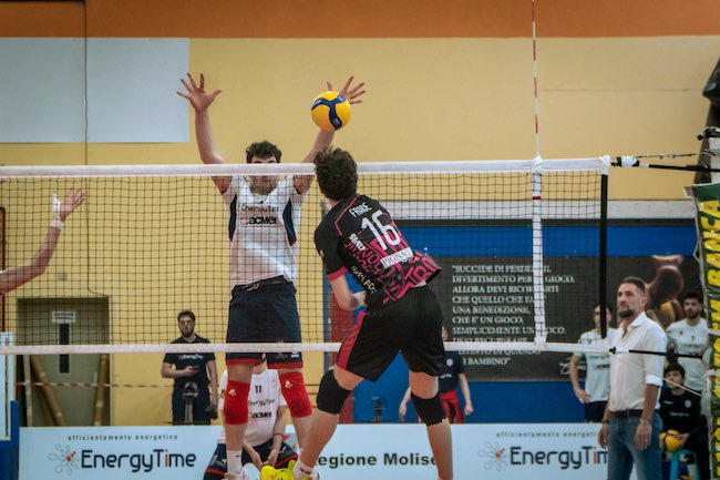 rescignano a muro