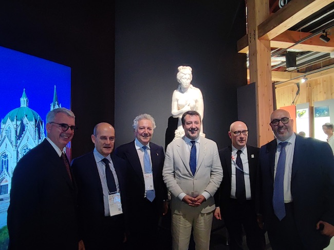 ministro salvini padiglione italia expo 2025