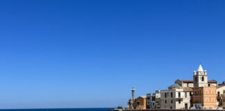 Turismo Termoli 2025: crescita del 9% negli arrivi e boom di visitatori stranieri borgomare termoli