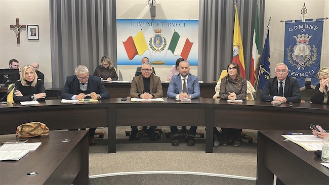 consiglio comunale termoli 21 novembre 2025