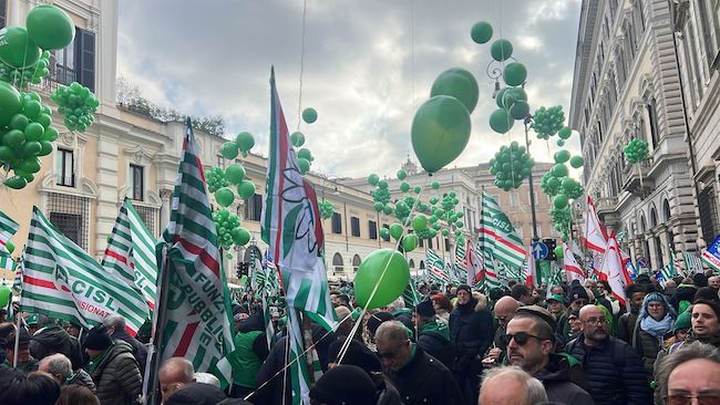 manifestazione cisl roma