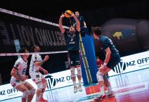 del fra palleggia in sospensione