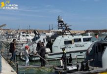 Termoli, gli studenti del “Bernacchia” in visita alla Stazione Navale della Guardia di Finanza giornata del mare termoli 2026