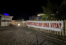 Il sindaco di Isernia smantella la tenda davanti all’ospedale: “Ora la fase due”