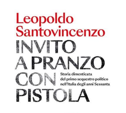 invito a pranzo con pistola