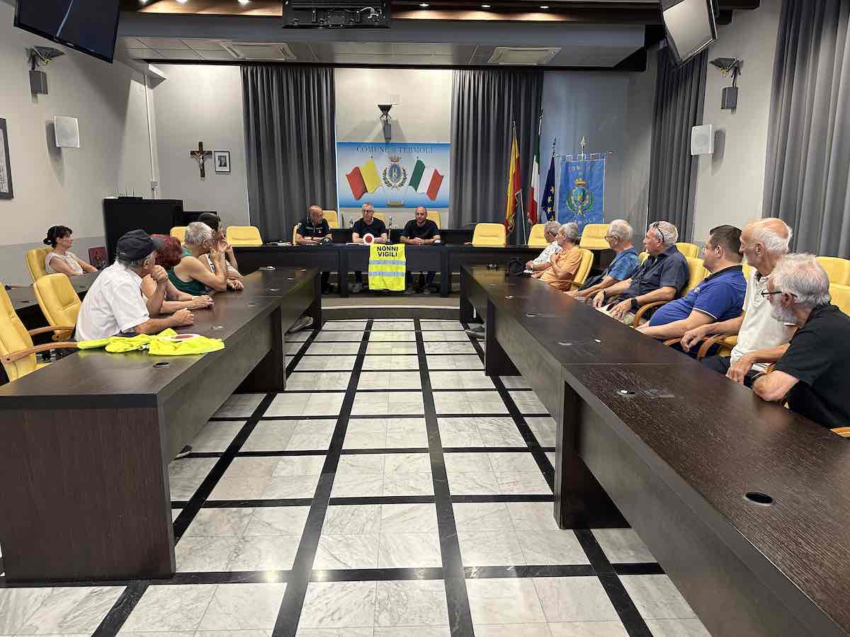 premiazione nonni vigili