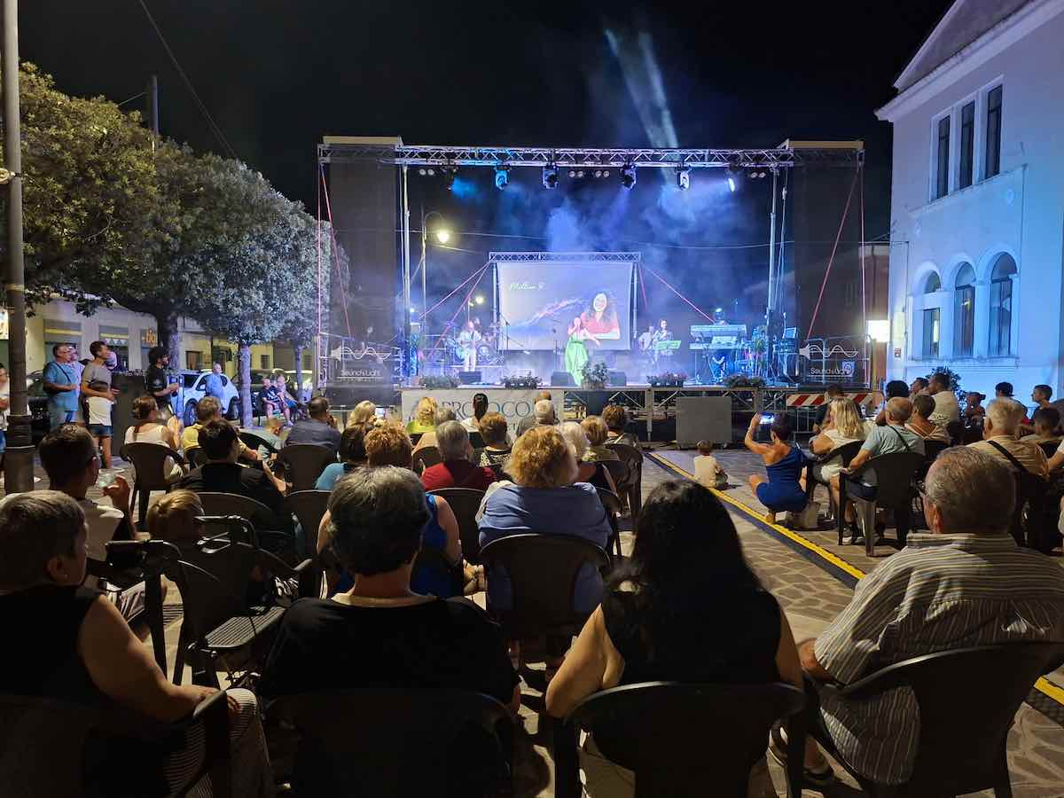 Festival Canoro Petacciato: grande successo per la serata dedicata ai talenti