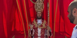 San Basso, la processione in mare rinnova l’identità di Termoli processione san basso