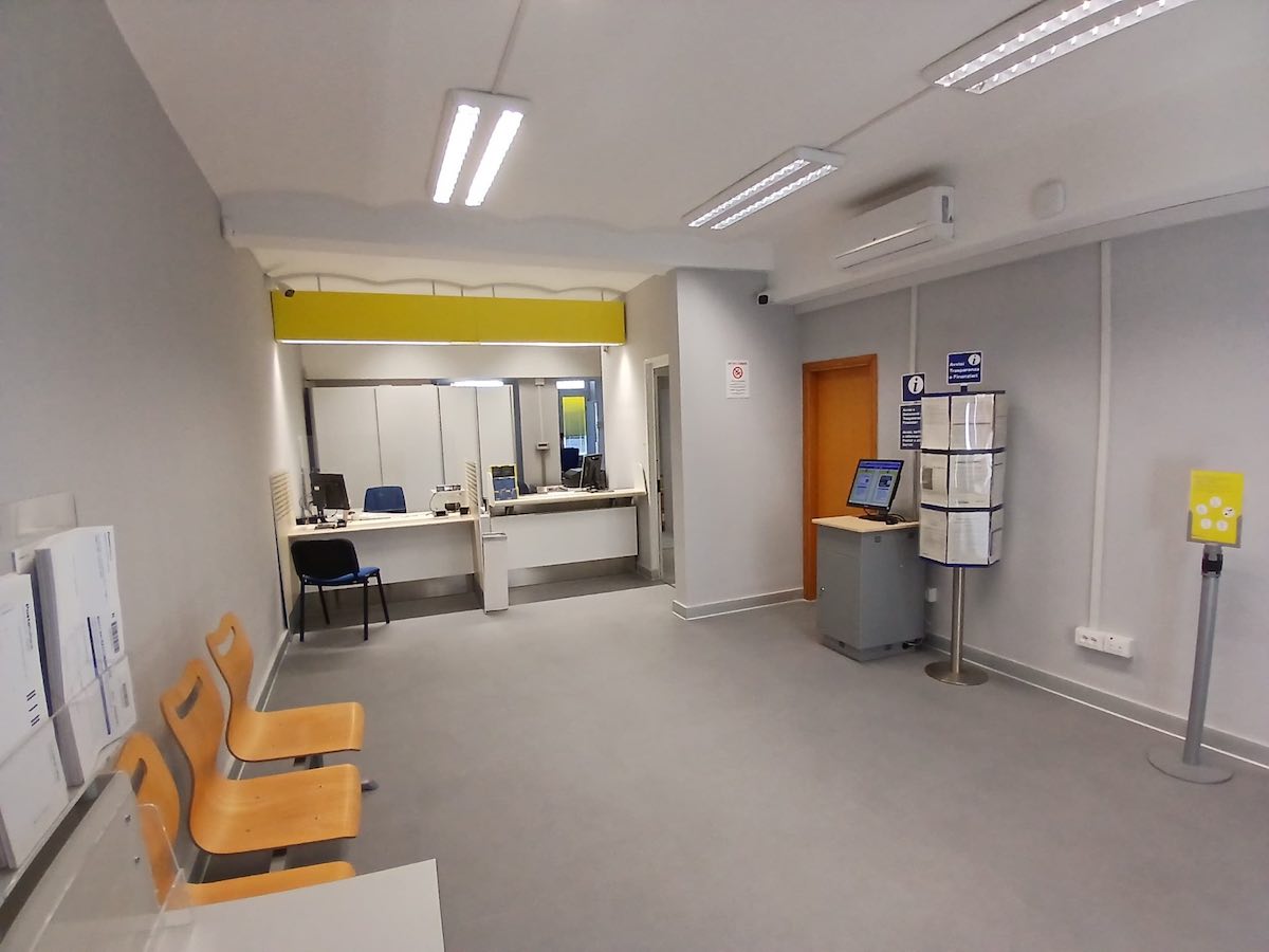 rinnovato ufficio postale guardialfiera