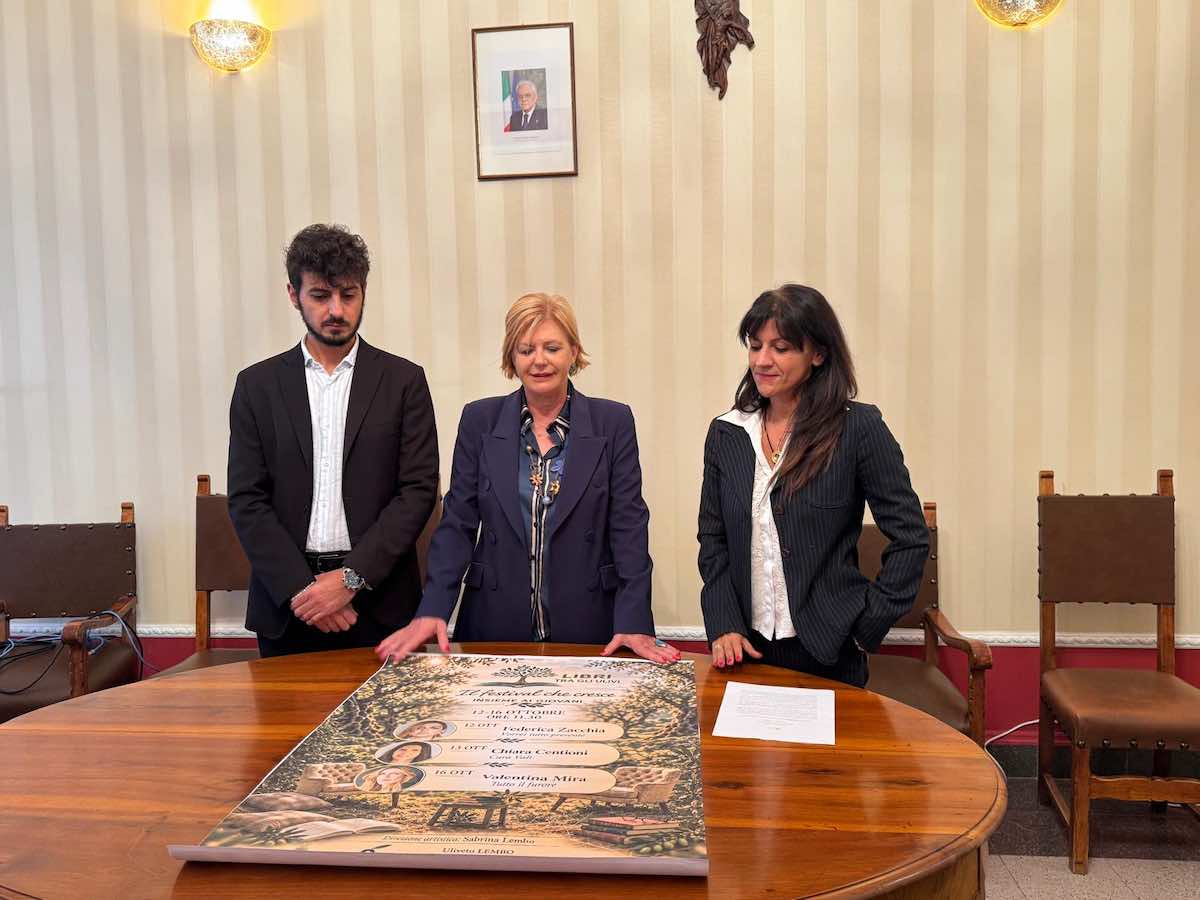 conferenza libri tra gli ulivi