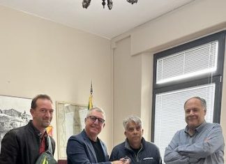 Porto di Termoli, consegnati altri 25 box ittici consegna chiavi box ittici