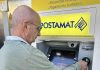 pensionato preleva da atm postamat